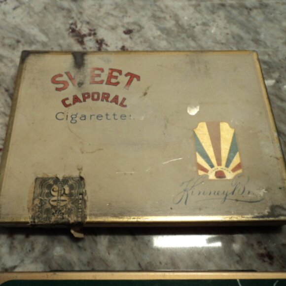 vintage cigarette/tobacco tins~ lot of 4 - Picture 3 of 13